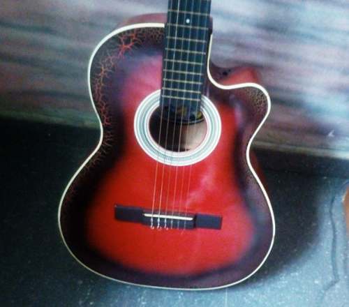 Guitarra Acustica Color Rojo Como Nueva