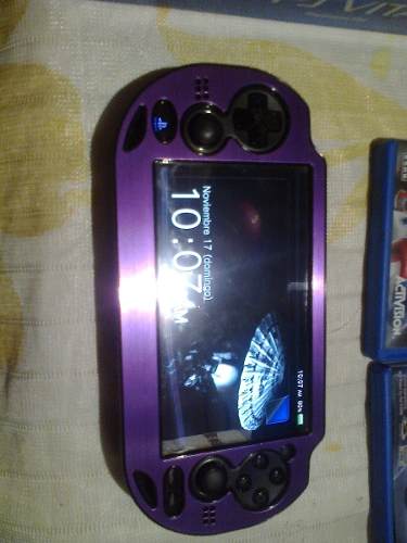 Psvita Titaneo En Perfecto Estado - Se Aceptan Cambios - 100