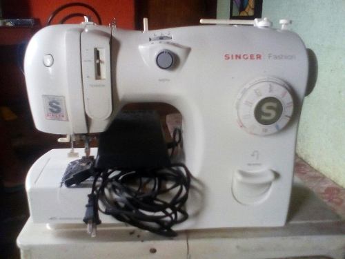 Maquina De Coser Singer Fashion