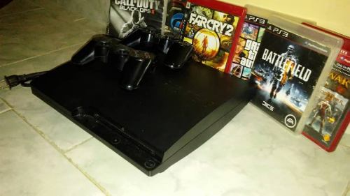 Play Station Iii Con Dos Controles Y 6 Juegos