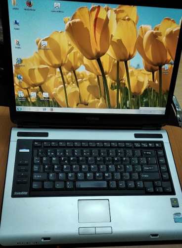 Laptop Toshiba Satellite A135-spagb M.)