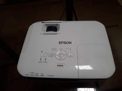 Video Beam Epson Ex3210 Con Bolso, (proyector) Usado