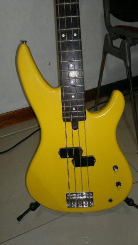 Bajo Yamaha 4 Cuerdas Rbx200