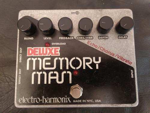 Pedal Electroharmonix Memory Man Delay,echo,chorrus,vibrato
