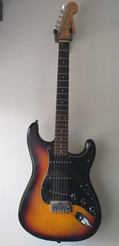 Squier Stratocaster Sunburst Modificada