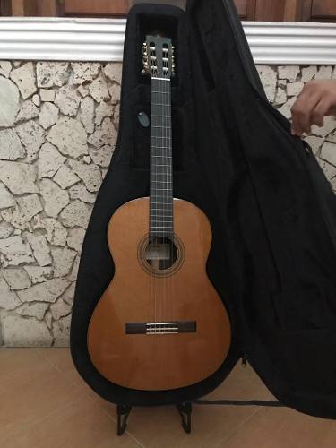 Guitarra Clásica Yamaha Cg180c