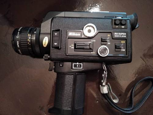 Filmadora Nikon R8 Super