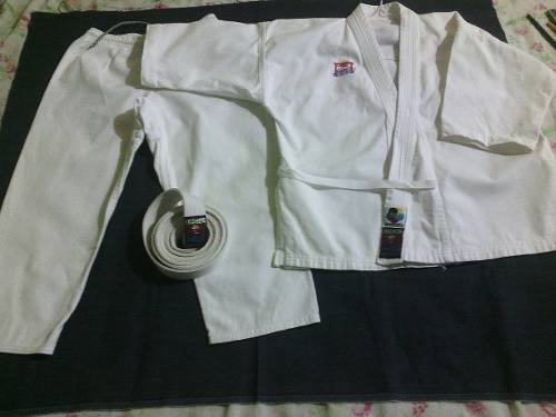 Kimonos Bushido (usados) Mas Cinturón