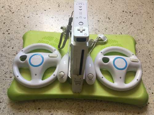 Nintendo Wi +2 Nunchuck+2 Volantes+tabla Wi Fit+ 12 Juegos