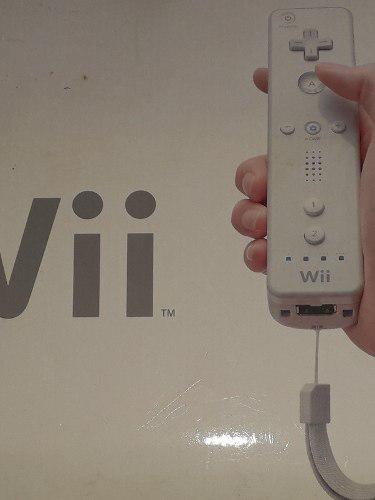 Nintendo Wii Sports Con 2 Controles,consola Y Accesorios