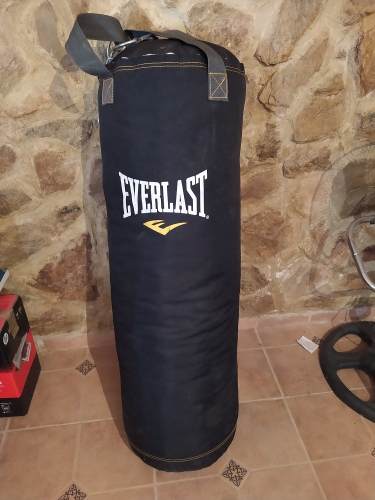 Saco Boxeo Karate Everlast 30 Kg