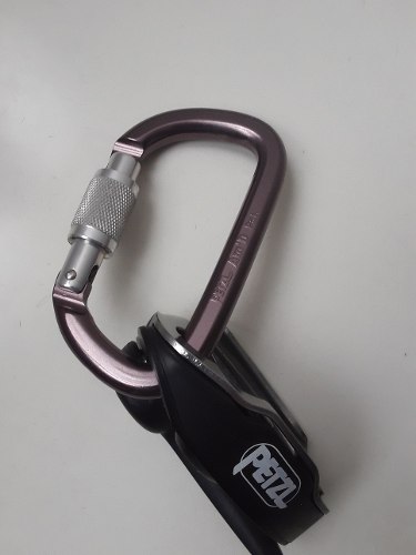 Grigri Petzl Con Mosqueton Incluido, Usado Solo Una Vez