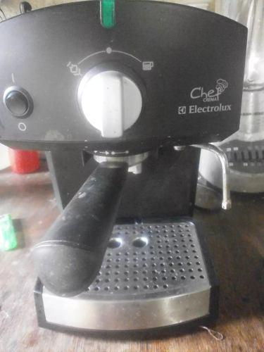 Cafetera Electrolux De Vapor Para Espresso Y Capuchino