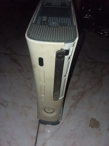 En Venta Consola De Xbox Funciona Detalle De Lectora