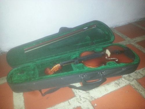 Vendo Violin 3 / 4 Maxtone Por No Usarlo