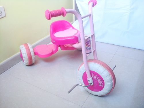 Triciclo Para Niña Usado En Buenas Condiciones