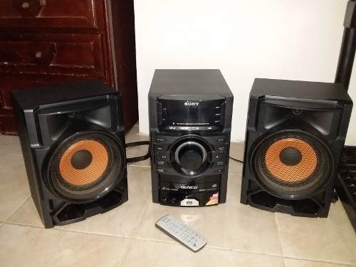 Equipo De Sonido Sony