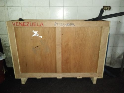 Caja De Madera Para Envío De Mercancía