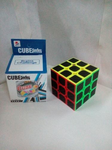 Cubo De Rubik 3x3 Nuevo (7verds)
