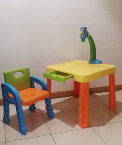 Mesa De Dibujo Para Niños