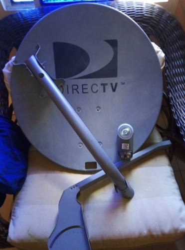 Antena Directv Lente Foco Lnb Gris Dual Hd Coaxial 18$