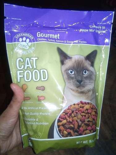 Gatarina Gourmet/ Cat Food/ Importada