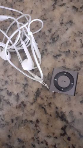iPod Shuffle 4 Gb. Precio 40 Verdes.