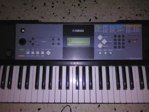 Teclado Yamaha Psr E233