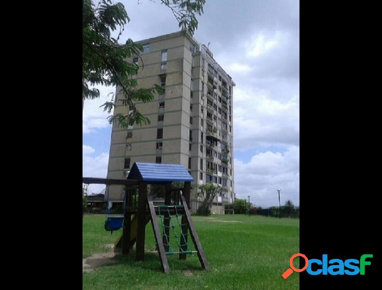 Apartamento en venta Colinas Bello Monte 17-7459