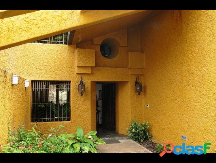 Disponible Casa en venta Cerro Verde RAH: 17-693