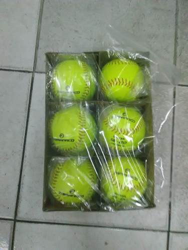 Pelotas De Sóftbol Marca Tamanaco Buen Precio