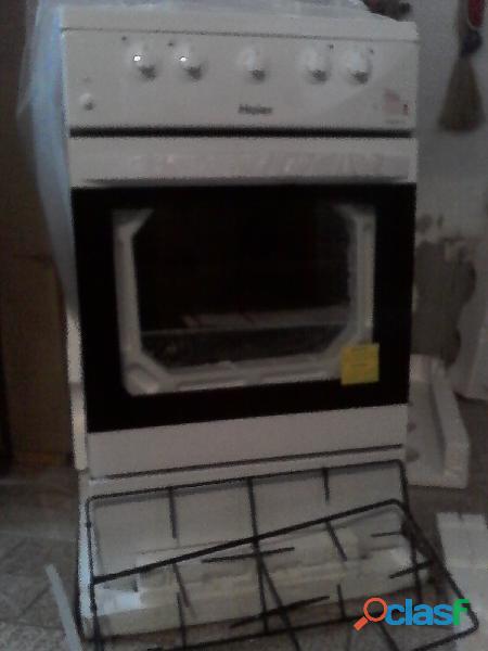 Vendo never y cocina nueva! aproveche!