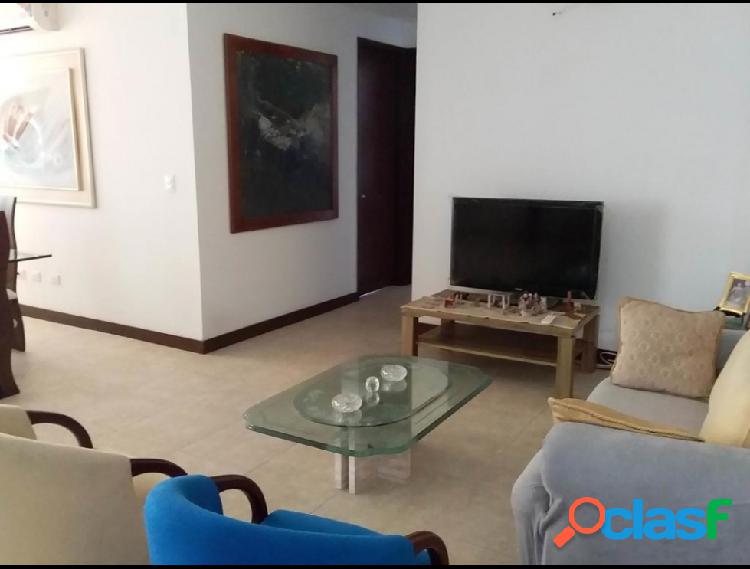 ¡Vive en el Este! Apartamento disponible