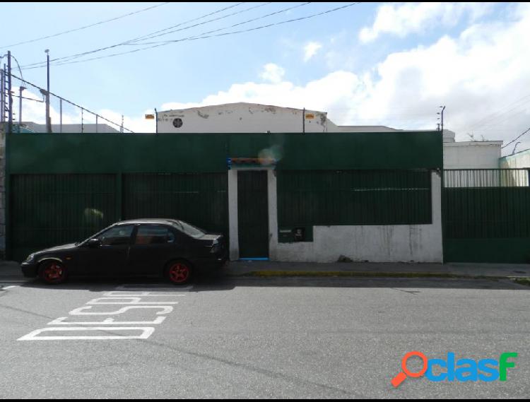 Disponible Local en venta Montecristo RAH: 15-7130