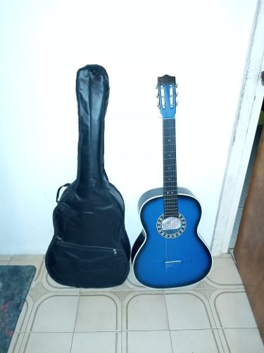 Guitarra Acustica Clasica Con Forro Marca Jesmar