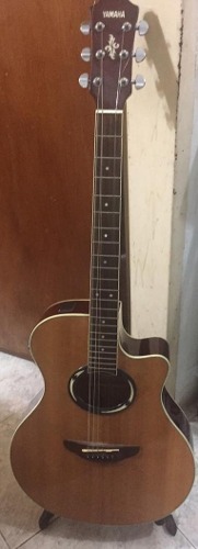 Guitarra Electroacústica Yamaha Apx500