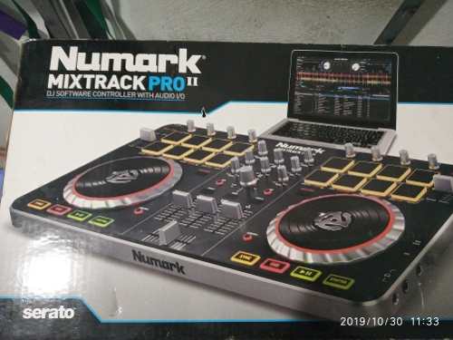 Dj Software Controller With Audio Numark Mixtrack Proll