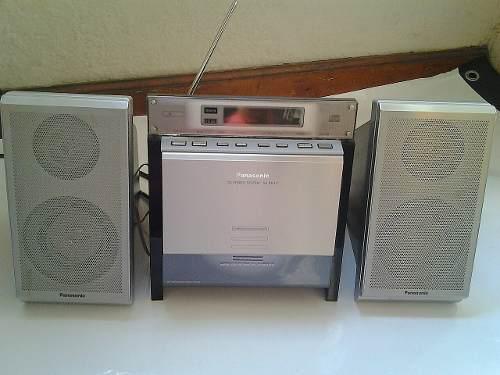 Equipo De Sonido Panasonic Cd, Mp3, Radio Fm Control Remoto