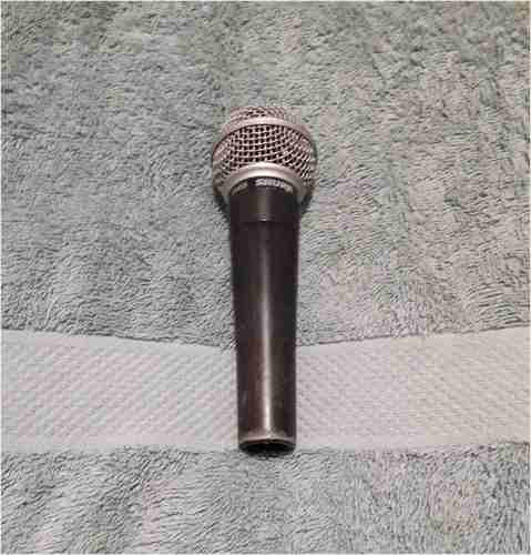 Microfono Profesional Shure Sm58