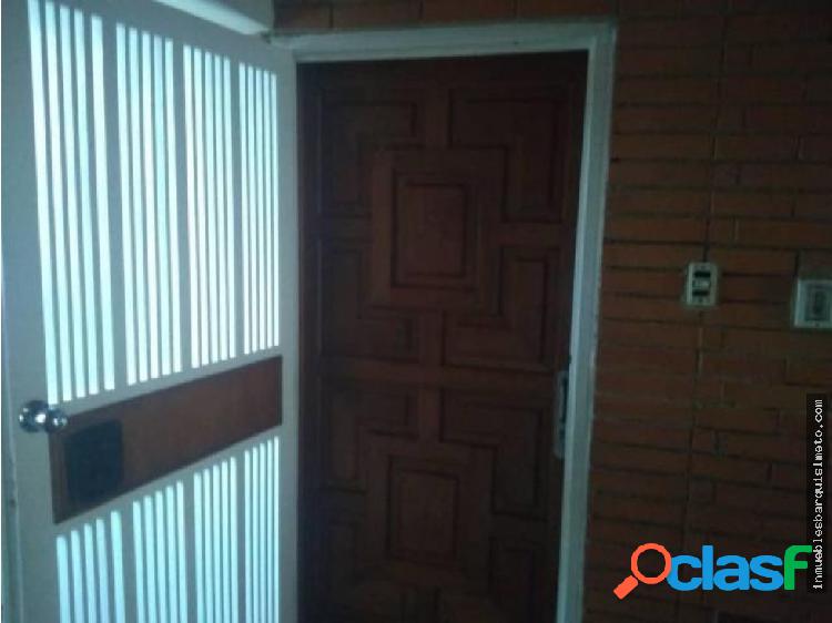 Apartamento en Venta Nueva Segovia mk 20-4605