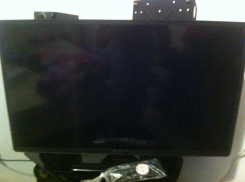 Televisor Monitor Marca Cyberlux 28'' Hd