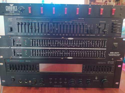 Amplificador, Dos Ecualizadores, Consola Stereo Y Regleta