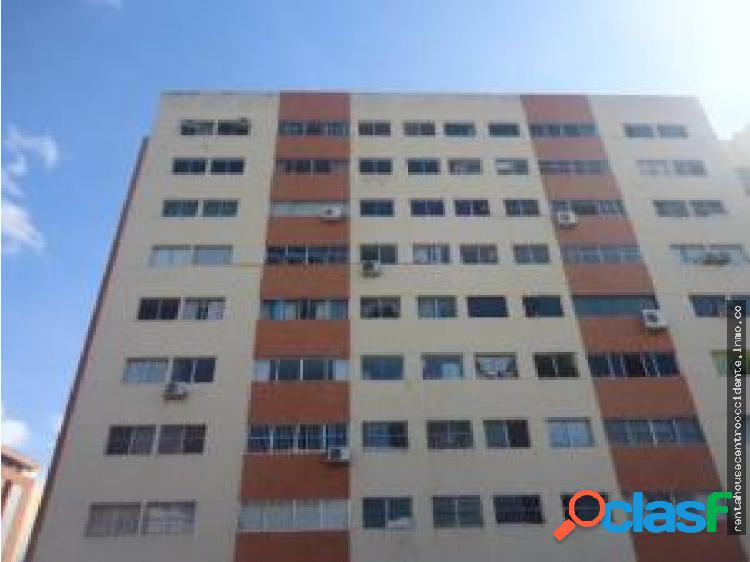 Apartamento en Venta El Centro 20-2113 AL