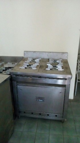 Remato Cocina Con Horno Industrial 4 Hornillas