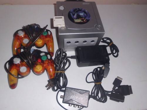 Nintendo Gamecube, 2 Controles,memory Card, Fuente De Poder