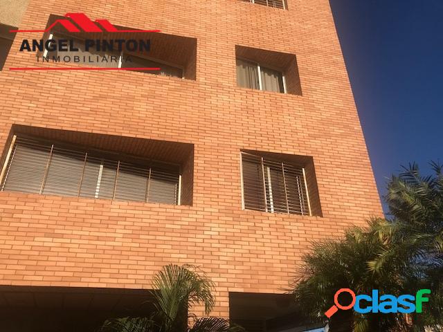 APARTAMENTO ALQUILER EL MILAGRO MARACAIBO API 4073