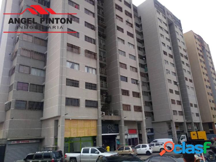 APARTAMENTO VENTA CALLE 72 MARACAIBO API 3869