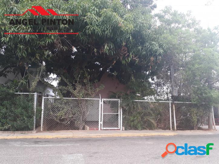 TERRENO EN VENTA EN LAS DELICIAS MARACAIBO API 1712