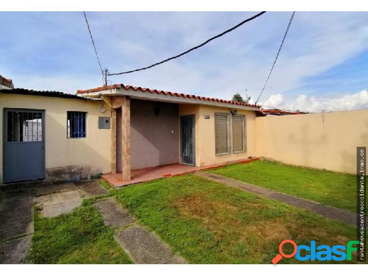 Casa en Venta Las Mercedes Lara RAHCO