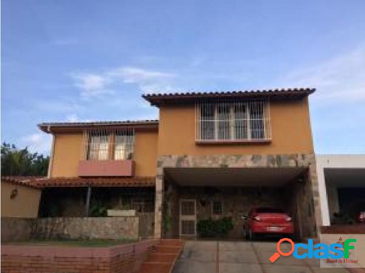 Gehijka Vende Hermosa casa en zona privilegiada